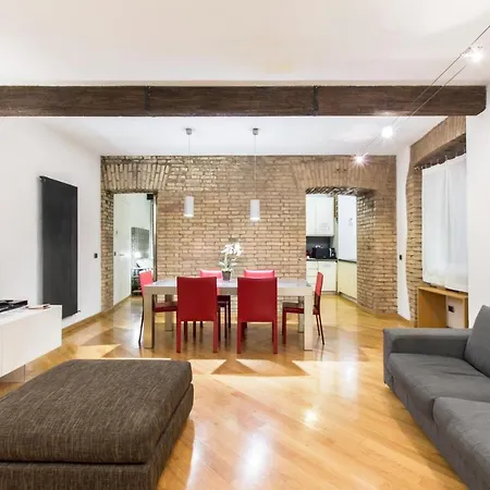 My Pantheon Apartment *